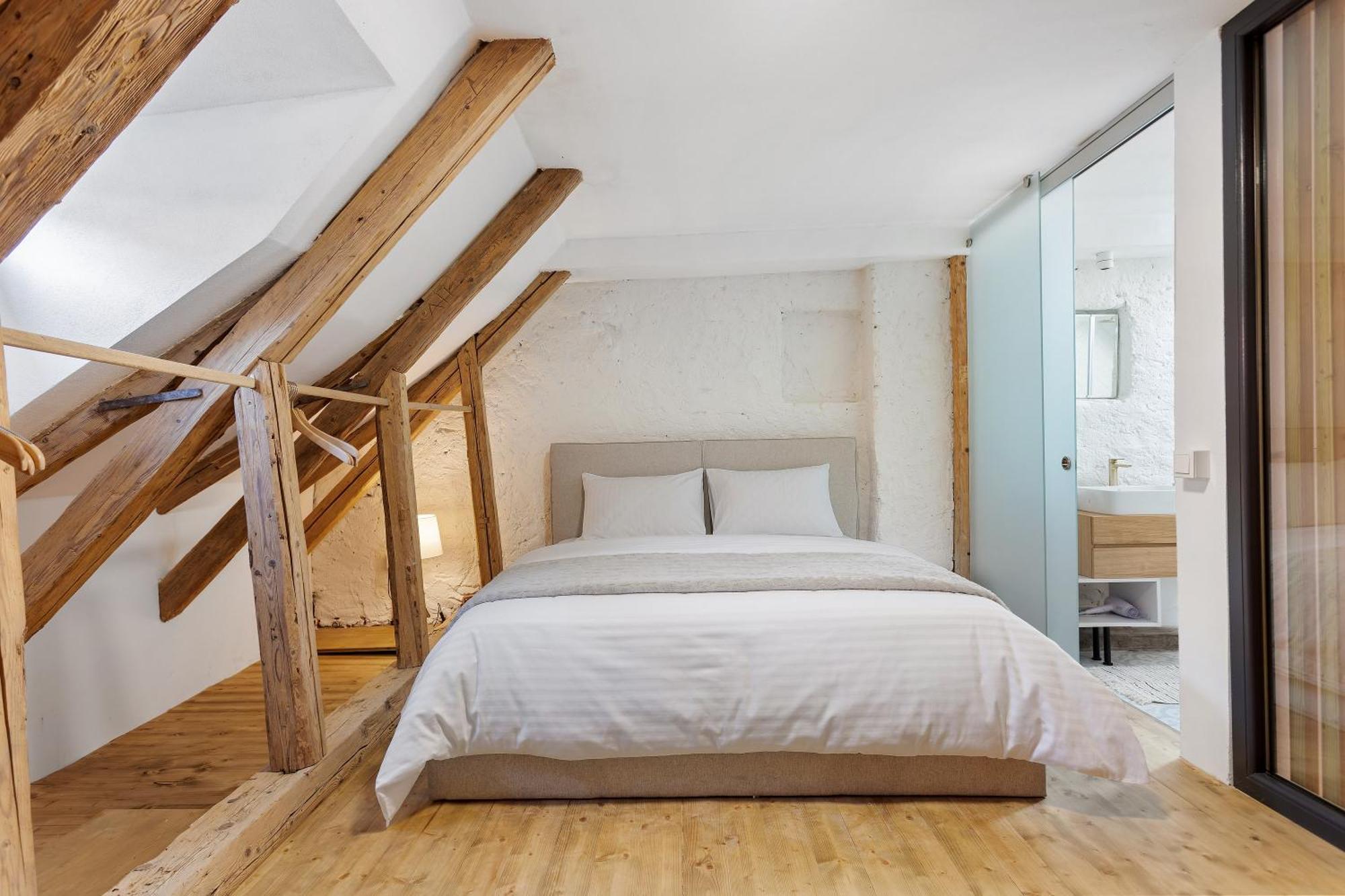 House 66 Aparthotel Brasov Bagian luar foto