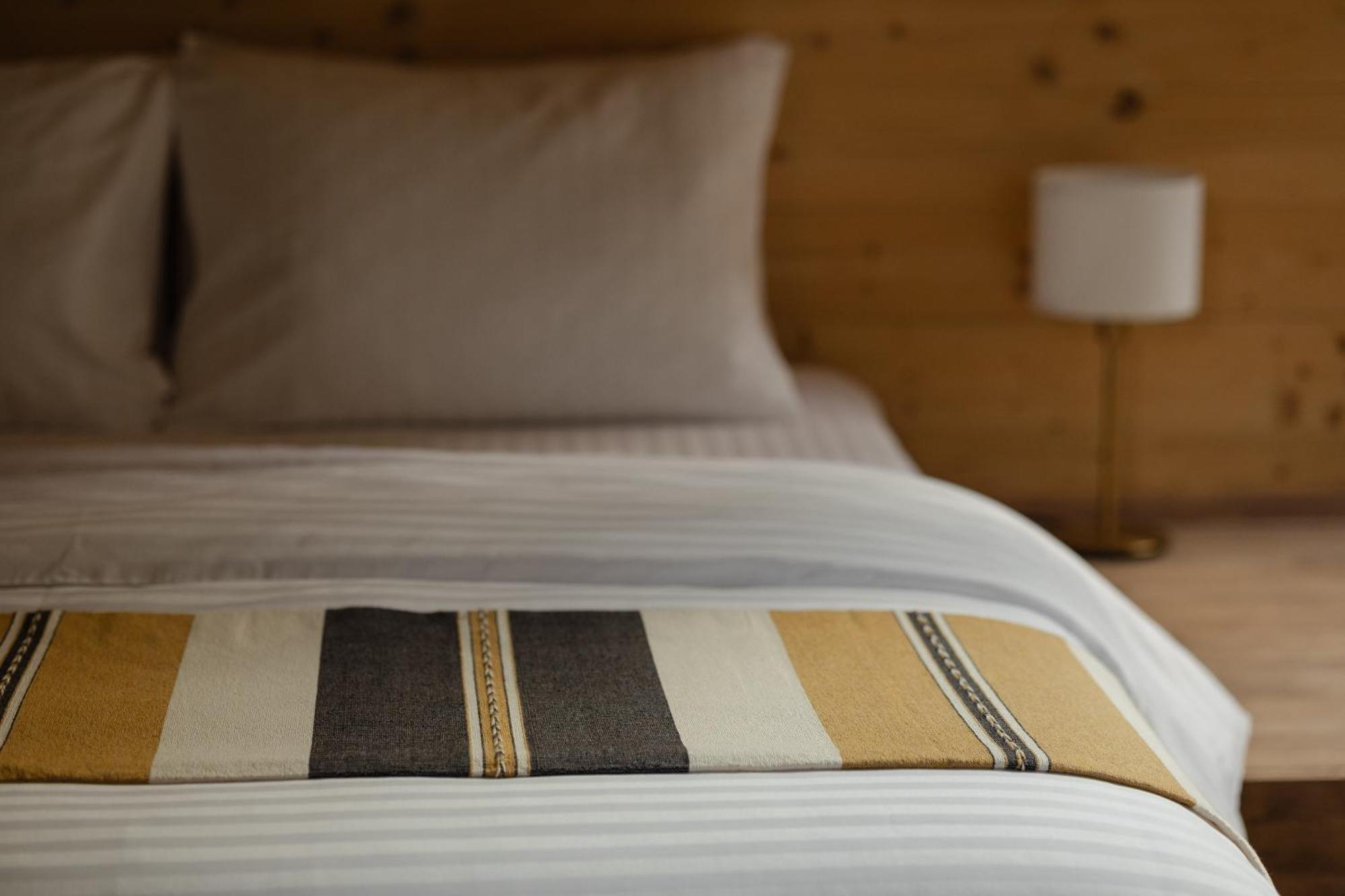 House 66 Aparthotel Brasov Bagian luar foto