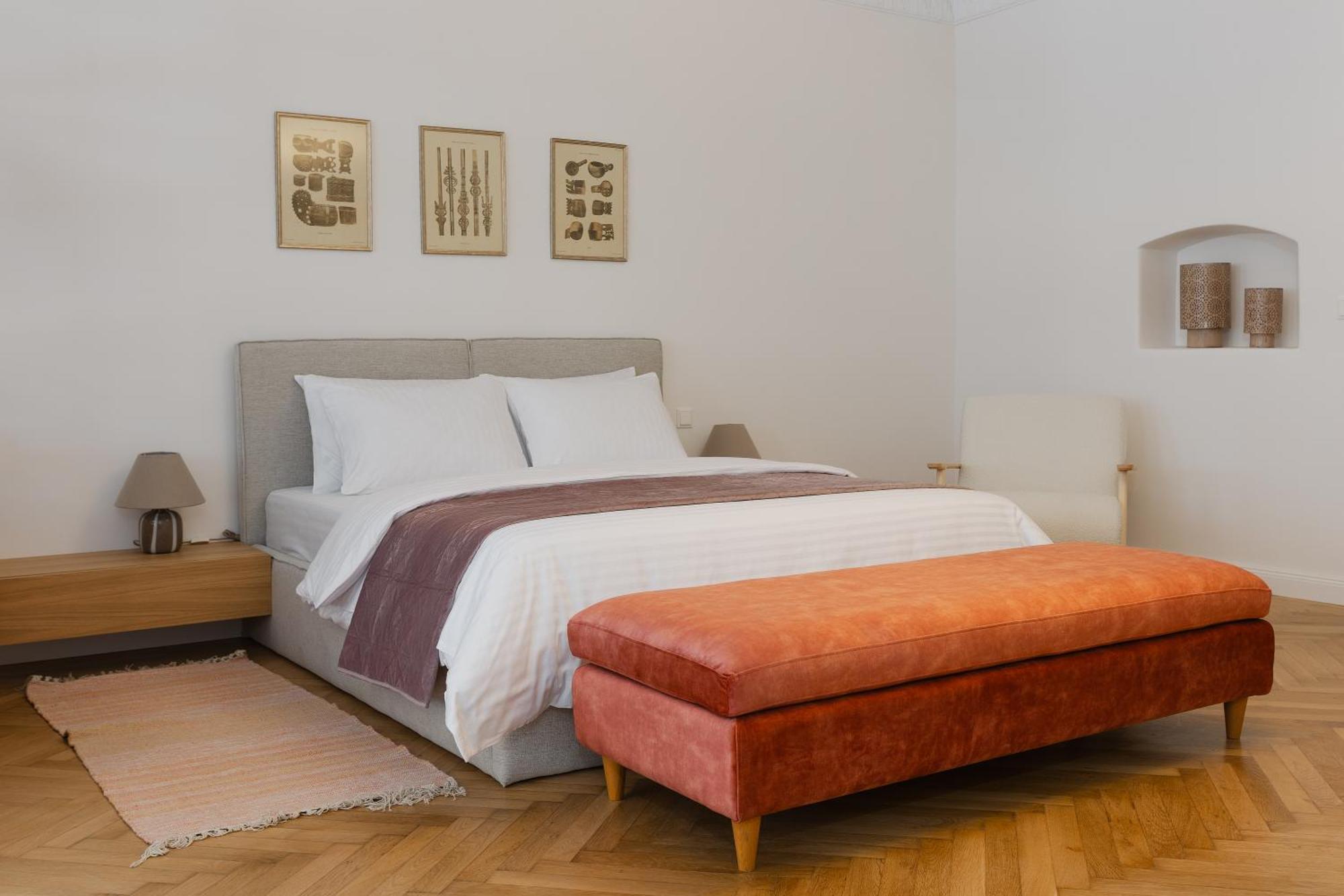 House 66 Aparthotel Brasov Bagian luar foto